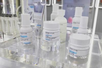 肌膚未來(lái)攜科學(xué)定制新品亮相美博會(huì)，以技術(shù)驅(qū)動(dòng)重塑線下渠道新生態(tài)